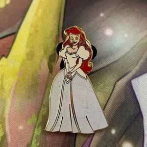 RARE OLD Little Mermaid Sparkle Princess Bride Ariel White Wedding Gown Pin